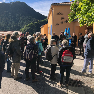 Départ des randonnées accompagnées Départ des randonnées accompagnées