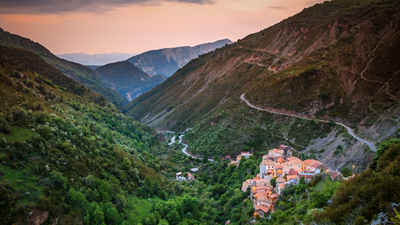 Pierlas - Vallée du Cians Pierlas - Vallée du Cians